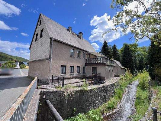 Hausansucht Rückseite