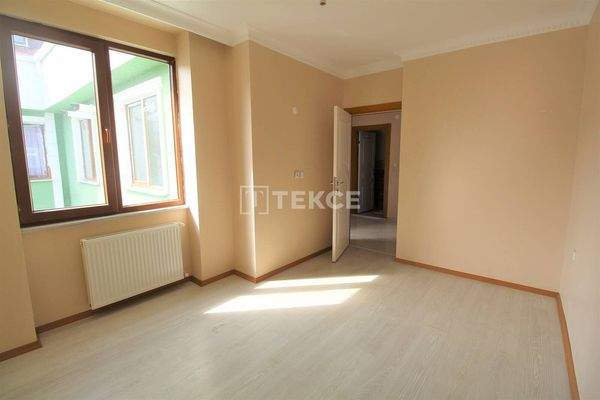 Spacious Duplex Flat with Large Terrace in Istanbul Arnavutköy