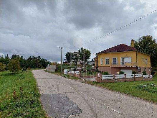 Umgeben von viel Grün