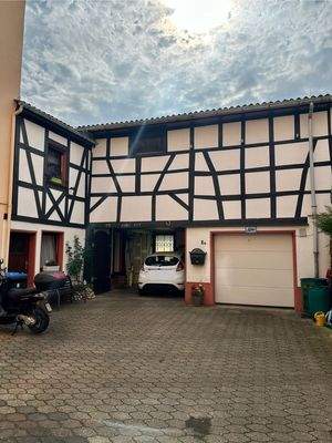 Hof mit Blick auf Hinterhaus