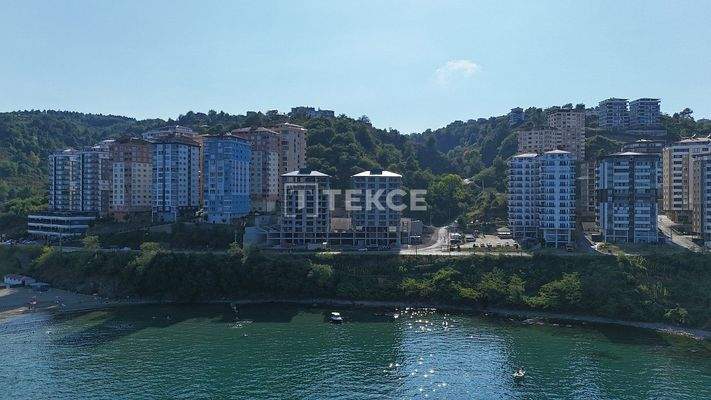 3-Bedroom Apartments in New Building in Trabzon Konakonu
