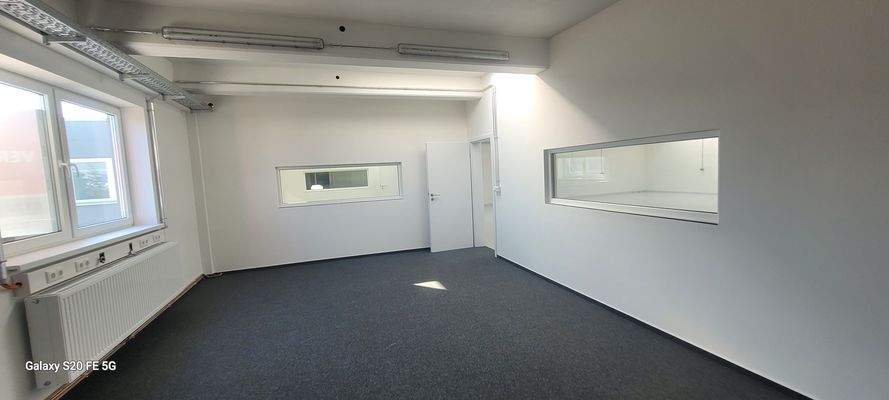 neue Büros, Nordostseite