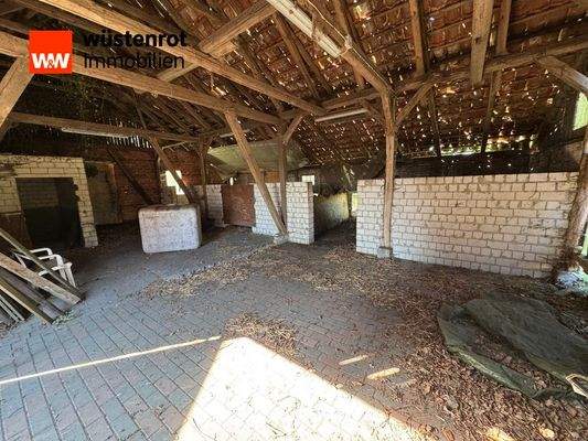 Alter Schweinestall Innenansicht