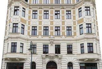 2024-02-29 L26 Hausfront (straßenseitig).JPG