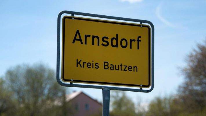 Arnsdorf schild.jpg