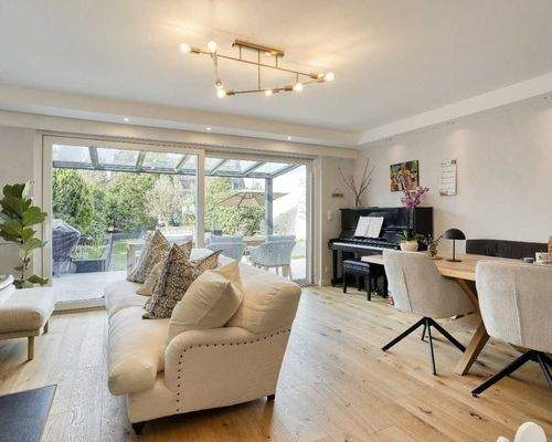 Offener Wohn-/Essbereich