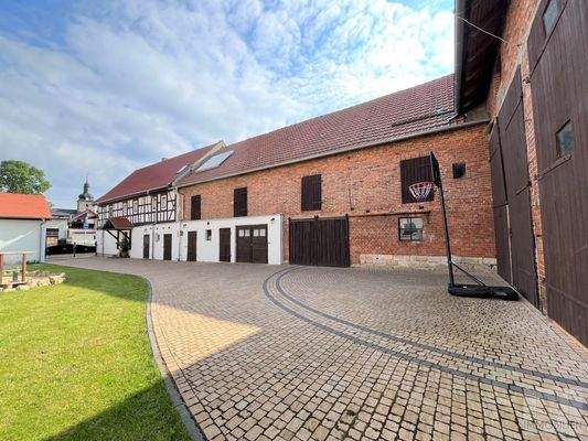 Scheune neben dem Wohnhaus