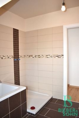 Wannen-, Duschbad OG