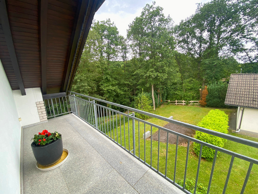 Balkon Gartenblick