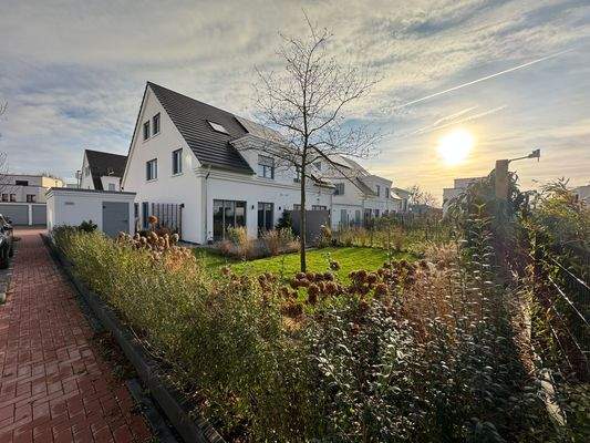 Gartenansicht Doppelhausvillen