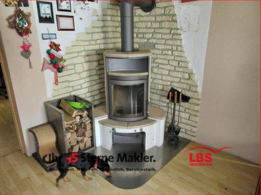 Kaminofen im Wohnzimmer