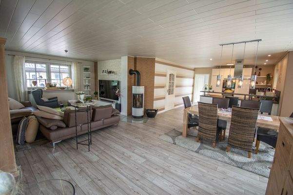 Wohn- und Essbereich