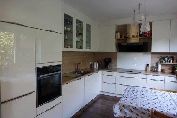 Küche Ansicht 2.JPG