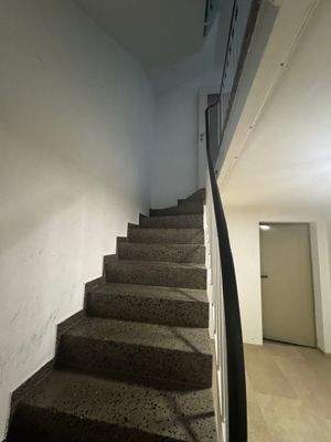 Treppenhaus zum Keller