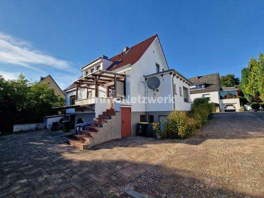 Auffahrt - Hausansicht