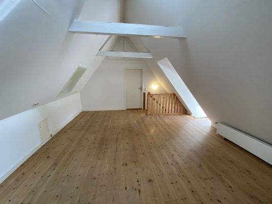 .. offen bis in den Giebel