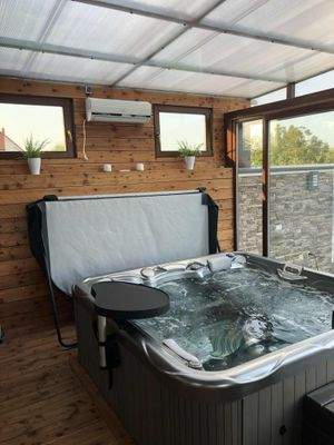 att.5ddw-2rrS0Ji5j_zYUgyy6YjaNg_427uV0dIqsVmBMo.JP