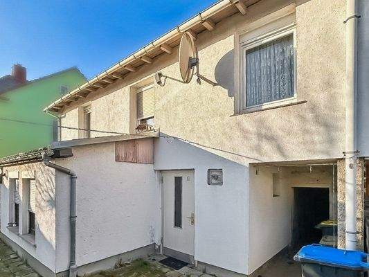 Durchgang zum Garten 