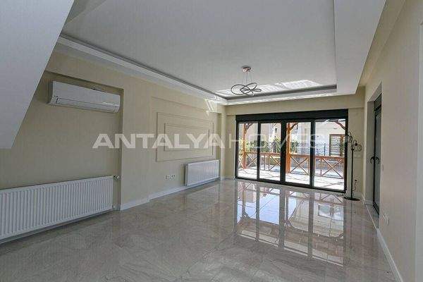 Modernly Designed Villas in a Complex in Belek Kadriye