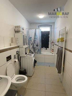 Badezimmer OG1 links