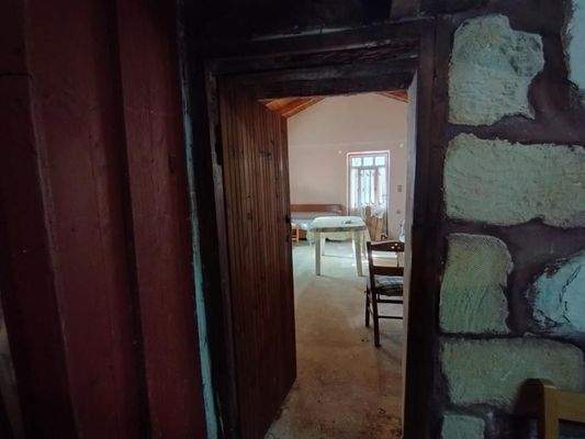 Kreta, Agii Pantes: Klassisches Steinhaus in traditionellem Dorf zu verkaufen