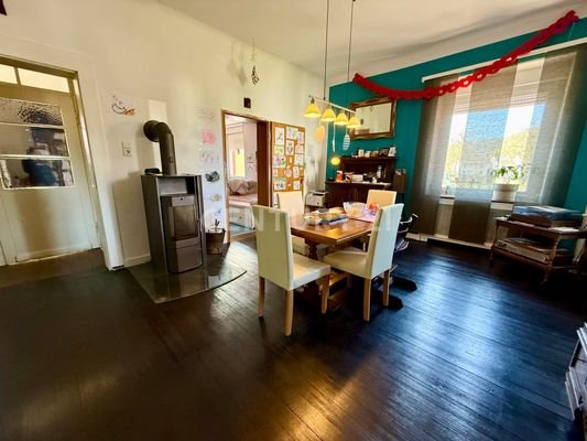 großes Esszimmer EG