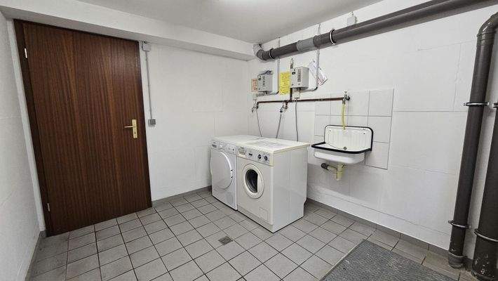 Keller: Wasch- und Trockenraum