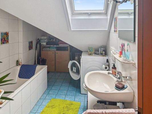 Badezimmer Ansicht 2