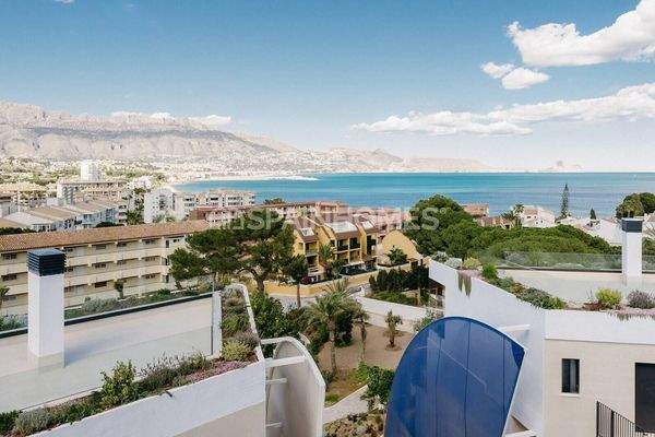 Luxe Apartments in a Complex by the Beach in El Albir