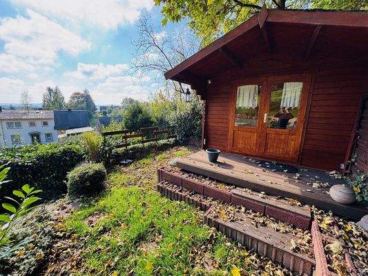 Romantische Holzhütte mit Weitblick