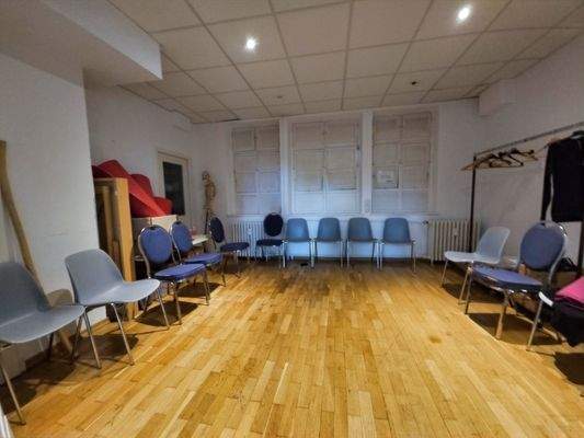 Aufenthalts- Umkleideraum Künstler