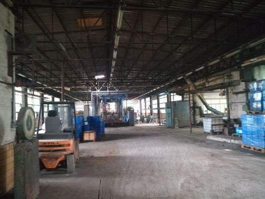 Gebäude B Produktionsbereich (10).jpg