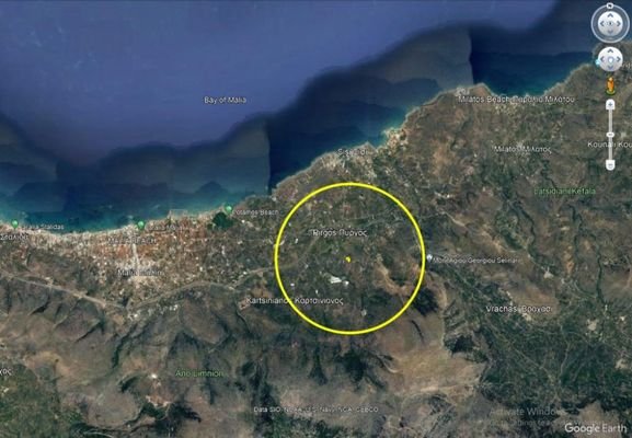 Kreta, Sisi: Grundstück mit Meerblick und Baugenehmigung zu verkaufen