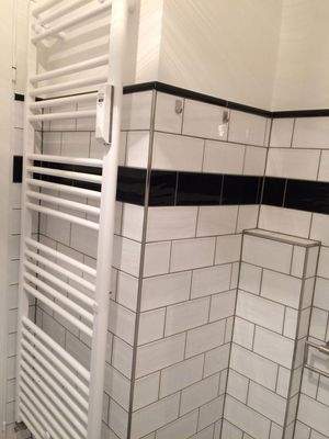 Moderne Heizung im Bad