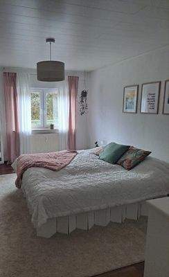 OG-Wohnung: Schlafzimmer