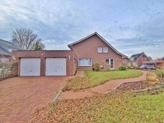 Doppelgarage mit Abstellraum