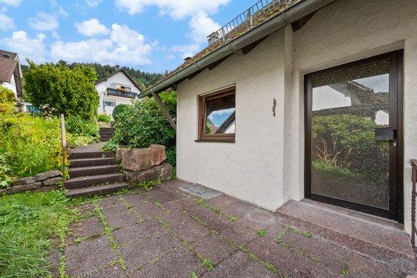 EG | Hauseingang | Treppen