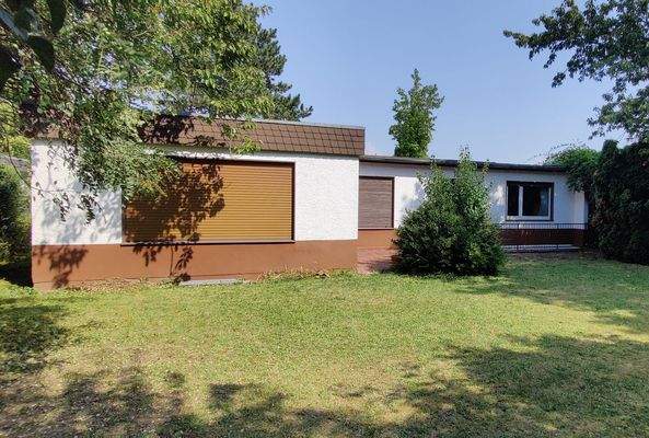 Hausansicht (Gartenseite)