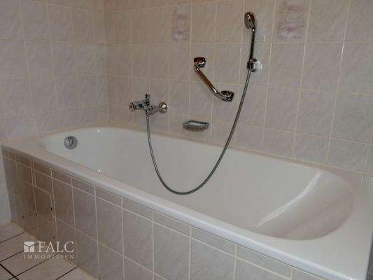 Badewanne im OG