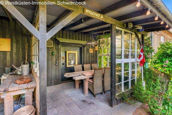 Überdachte Terrasse