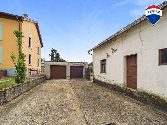 RE/MAX Immobilien DeLux Haus Merzig / Besseringen Garagen