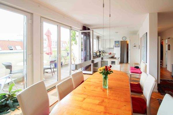 02. Wohn- und Esszimmer