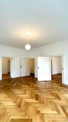 Wohnzimmer Blick Esszimmer, Flur