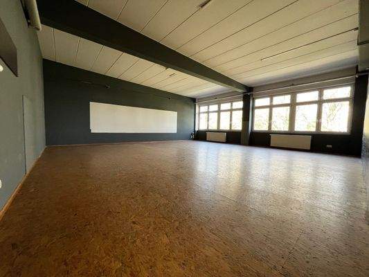 hinterer Bereich links.jpg