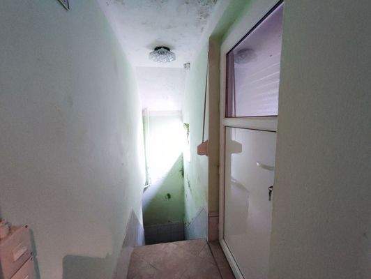 EG-Zugang Keller/Garten