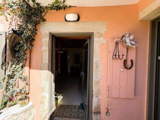 Renoviertes traditionelles Haus mit atemberaubendem Blick auf die Weißen Berge