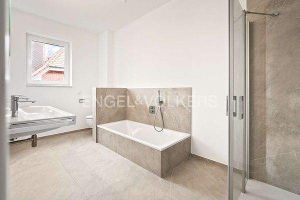 ...mit Badezimmer en Suite