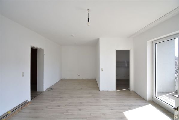 Wohn-und Schlafzimmer 2