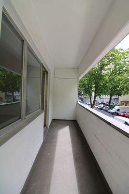 Balkon mit Stadtblick