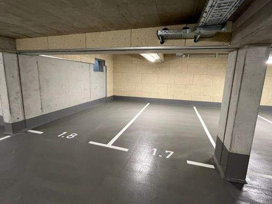 Tiefgaragenstellplatz